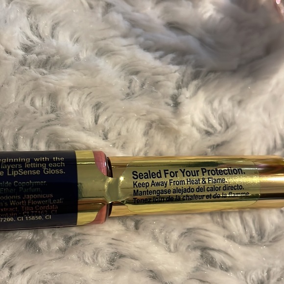 Kiss Me Katie Lipsense color - Picture 5 of 7